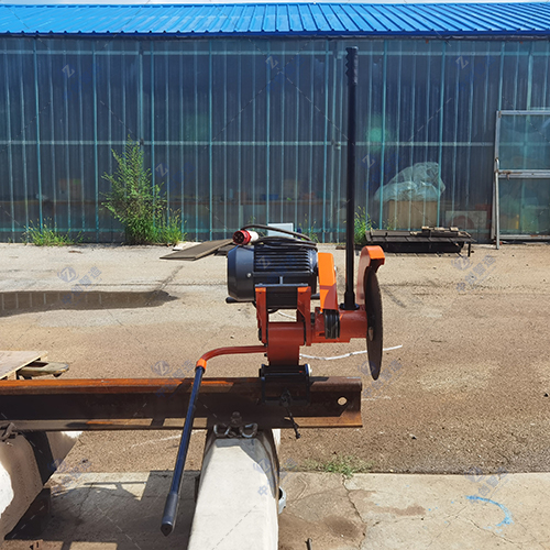 電動鋼軌切軌機切割鋼軌作業方法