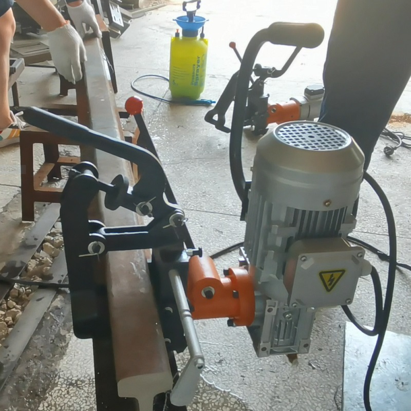 380V電動鋼軌鉆孔機作業流程